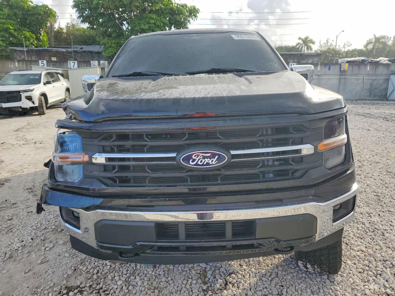 2024 FORD F150 XLT photo 5