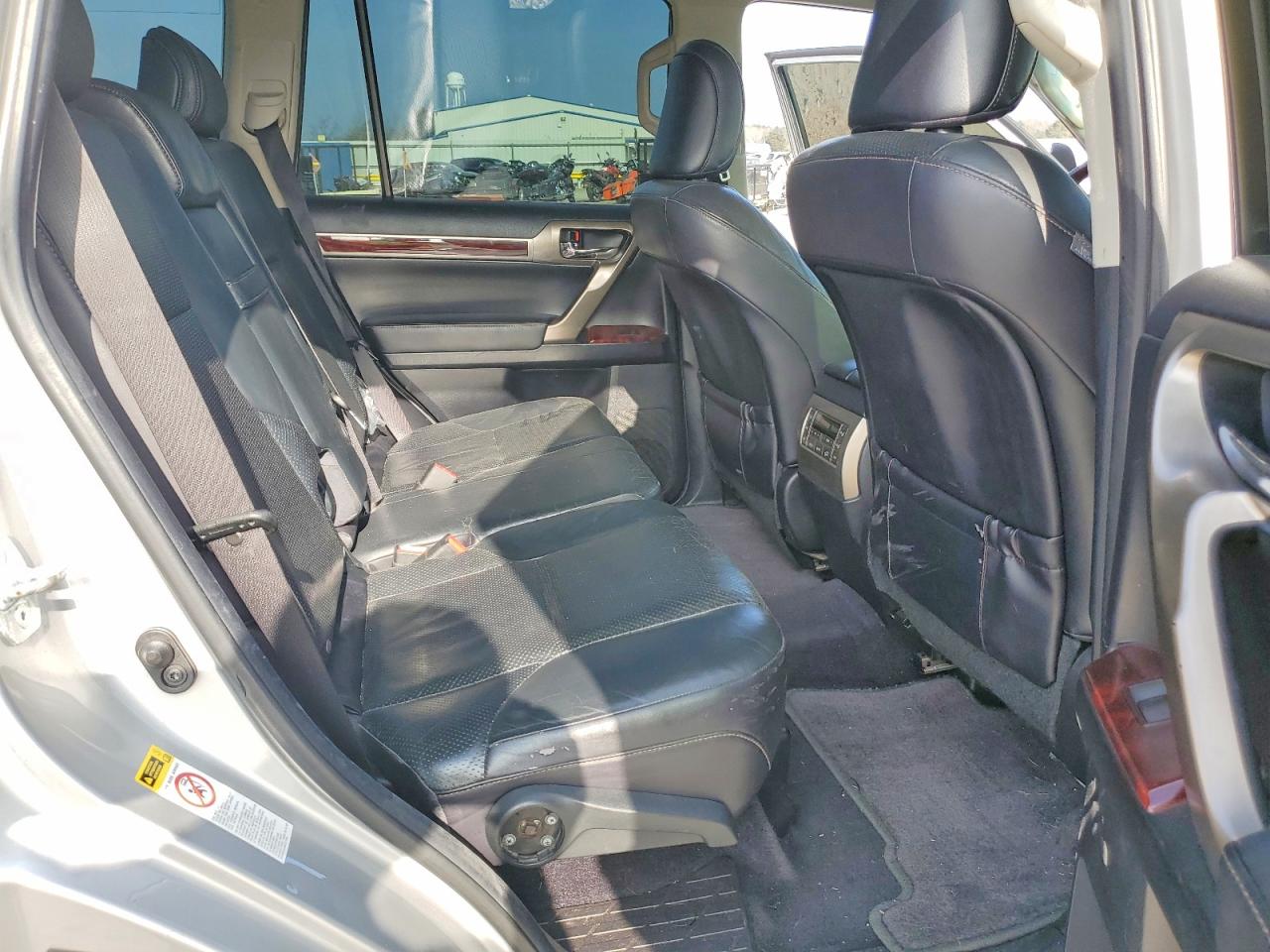 2011 LEXUS GX 460 photo 11
