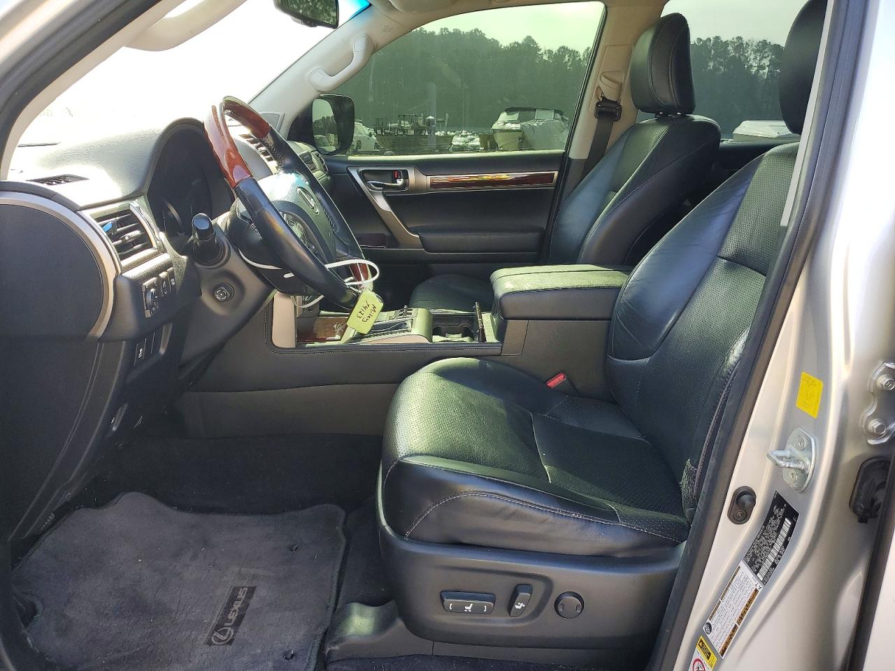 2011 LEXUS GX 460 photo 7