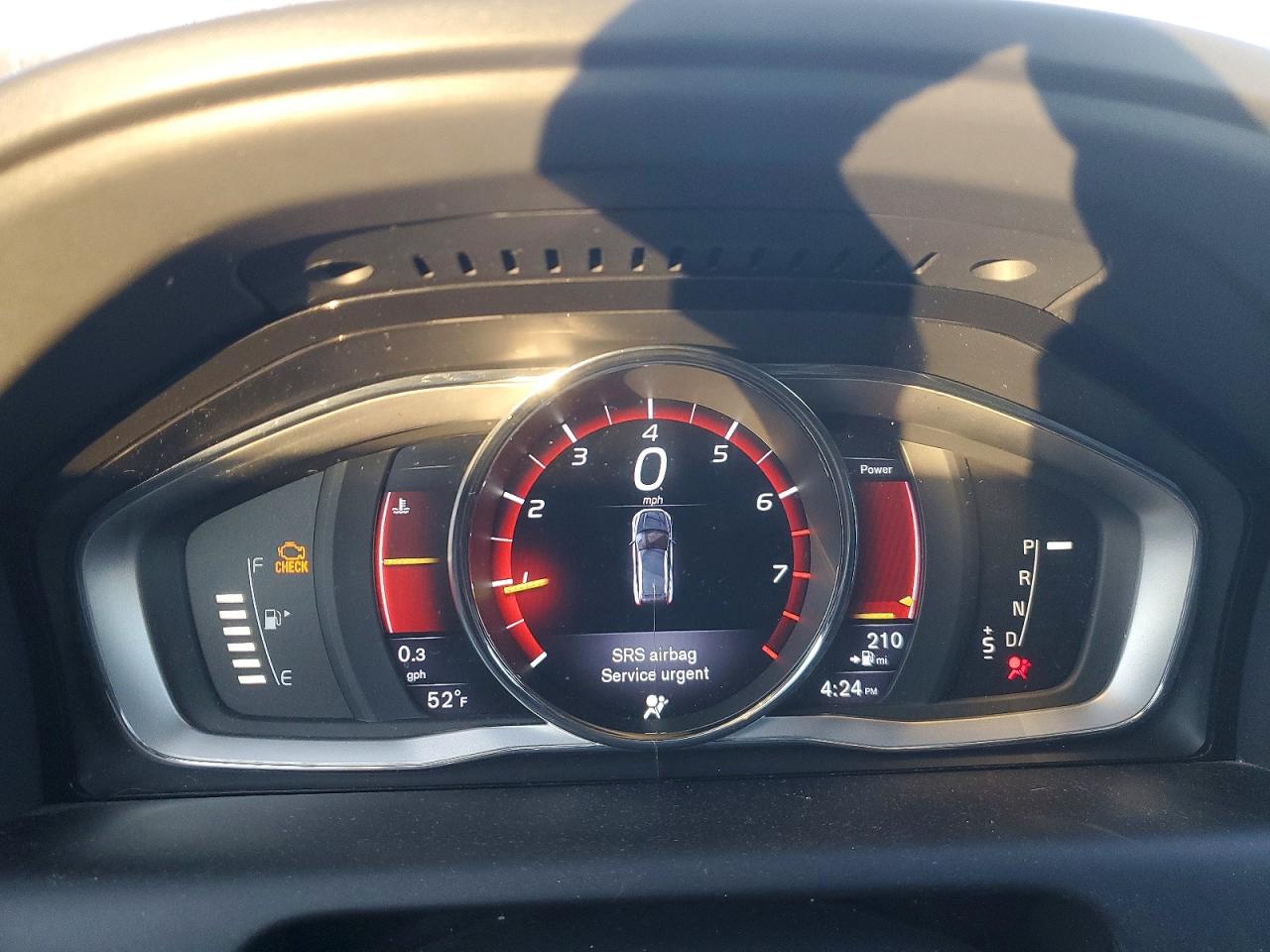 2016 VOLVO XC60 T6 PREMIER photo 9