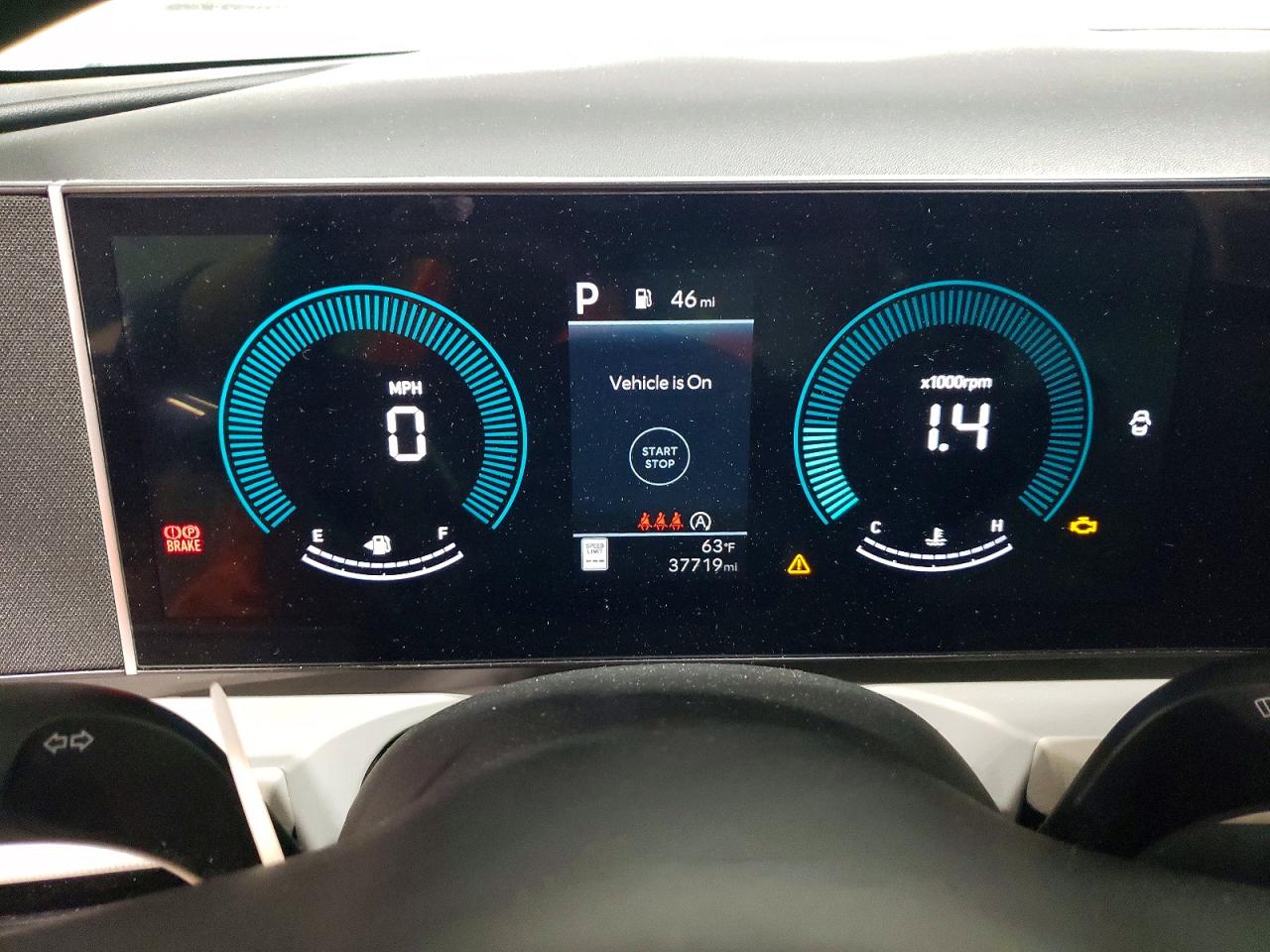 2025 HYUNDAI TUCSON SE photo 9