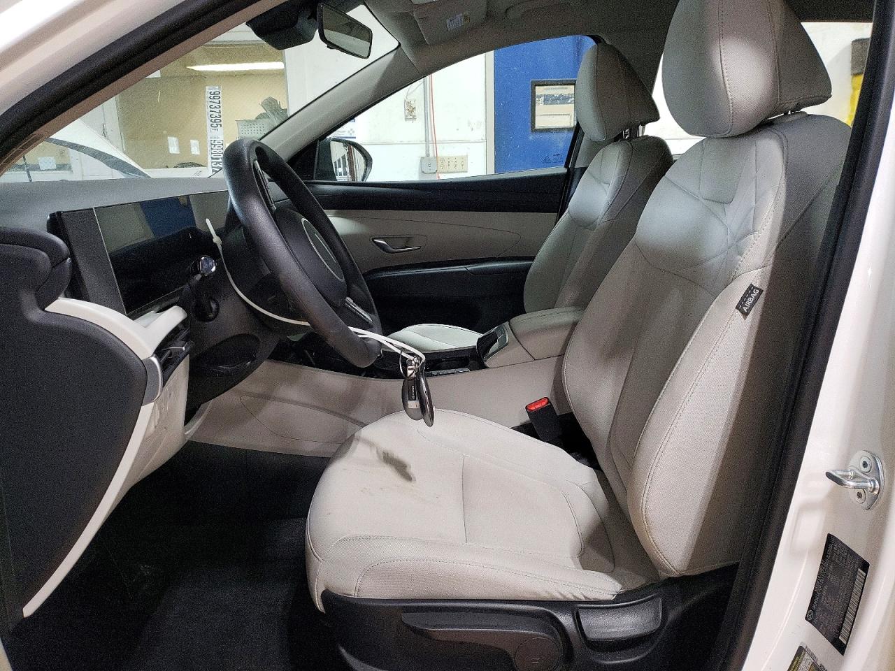 2025 HYUNDAI TUCSON SE photo 7