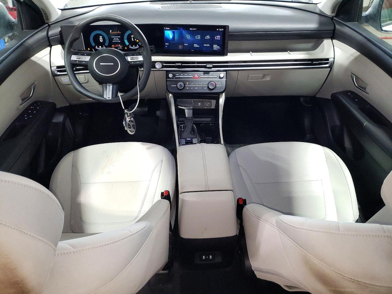 2025 HYUNDAI TUCSON SE photo 8