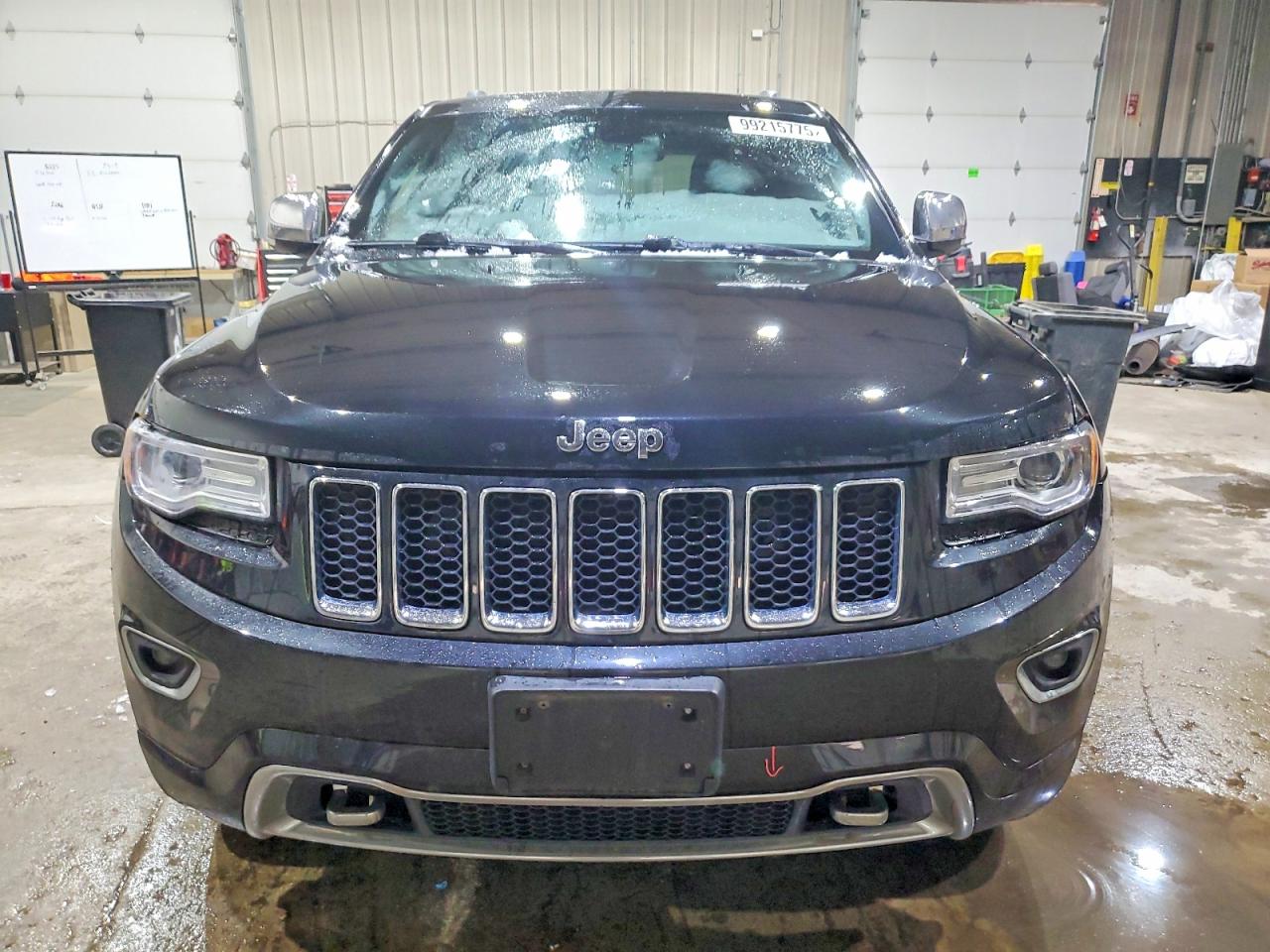 2015 JEEP GRAND CHEROKEE OVERLAND photo 9