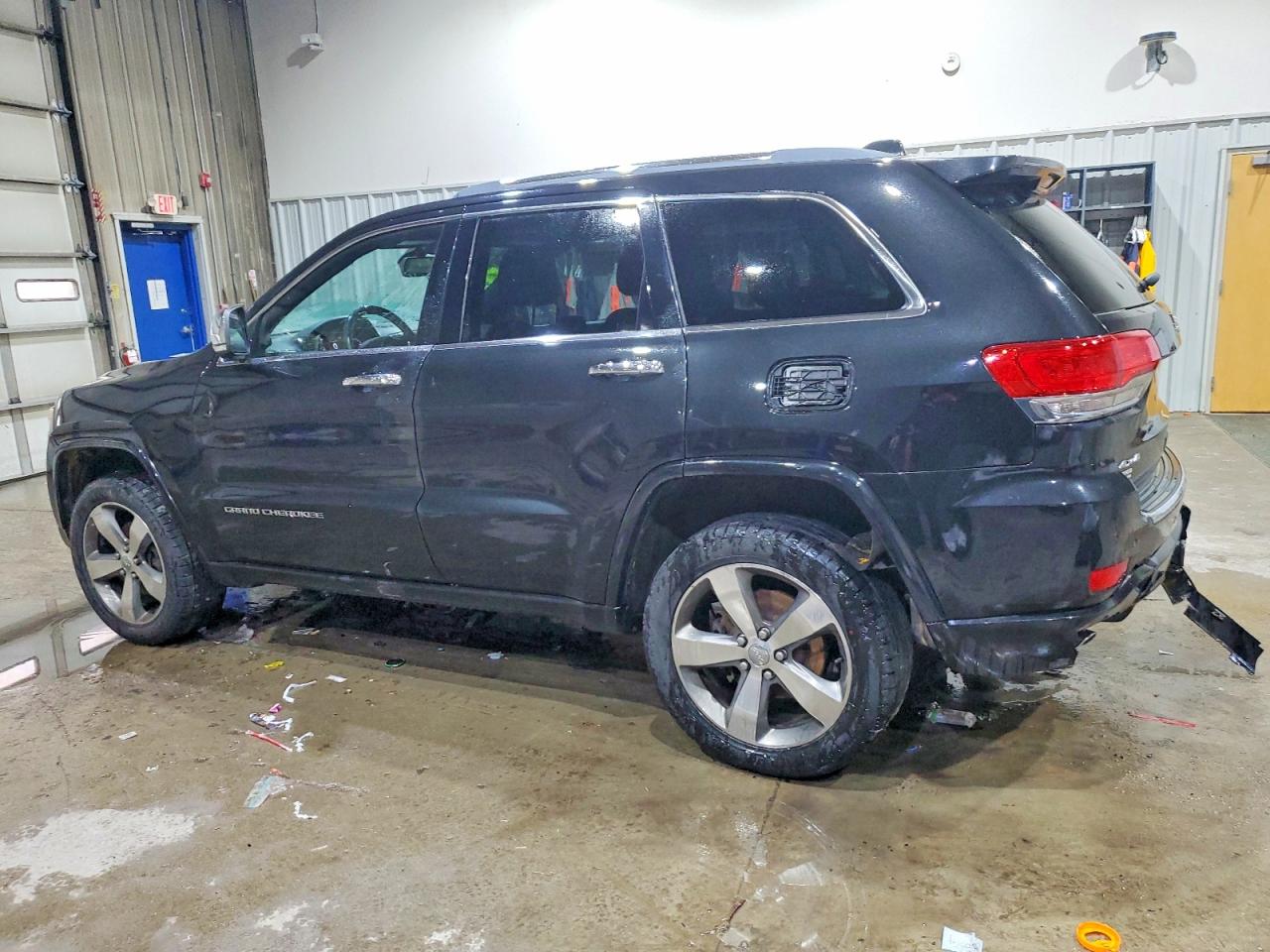 2015 JEEP GRAND CHEROKEE OVERLAND photo 3