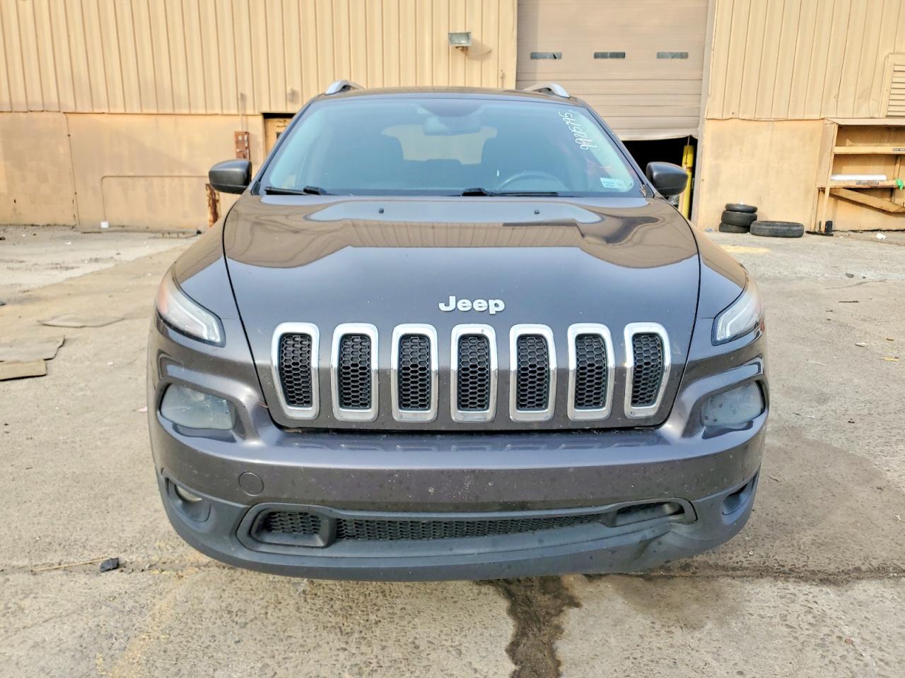 2014 JEEP CHEROKEE LATITUDE photo 5