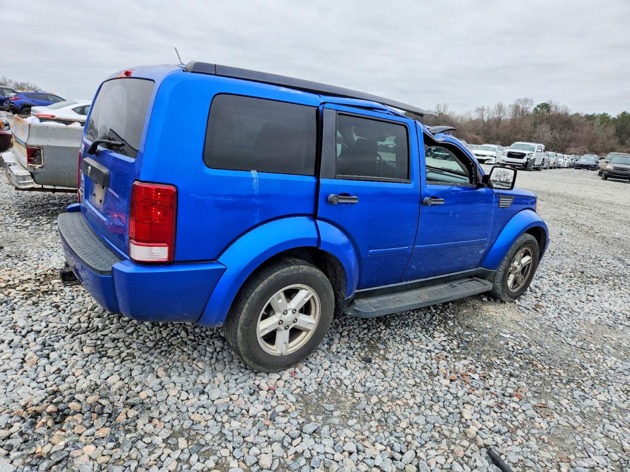 2007 DODGE NITRO SXT photo 3