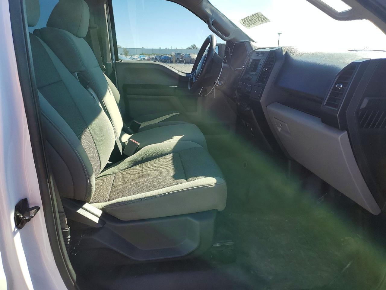 2016 FORD F150 photo 10