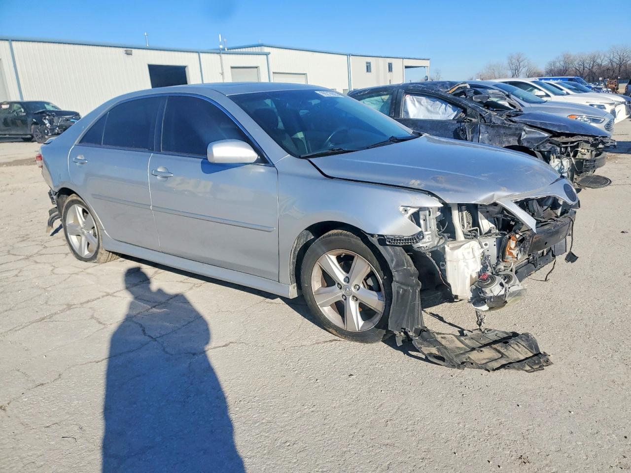 2010 TOYOTA CAMRY BASE photo 4