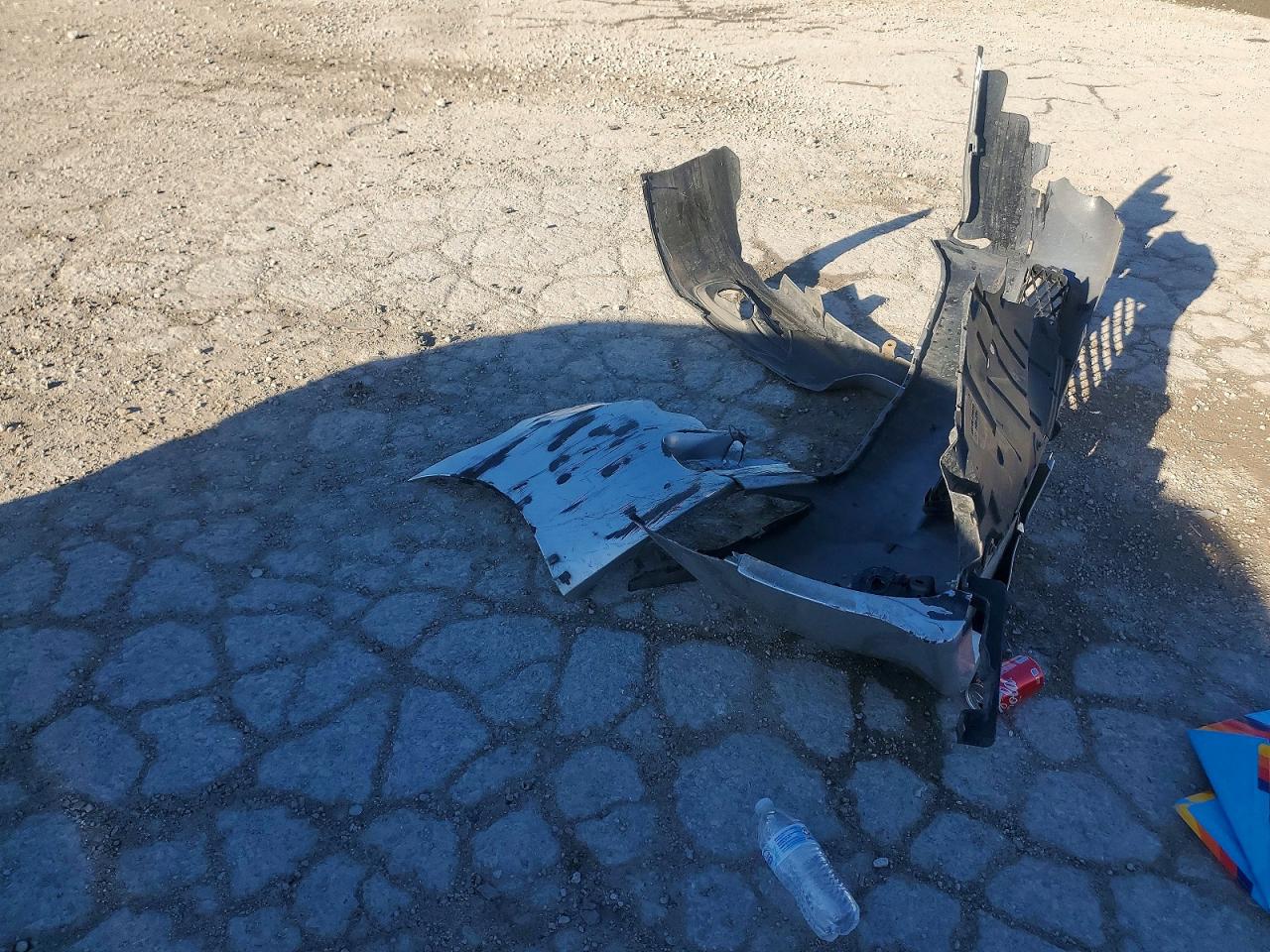 2010 TOYOTA CAMRY BASE photo 12