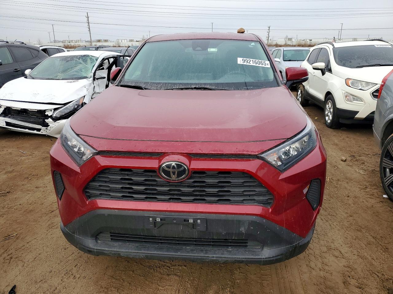 2022 TOYOTA RAV4 LE photo 5