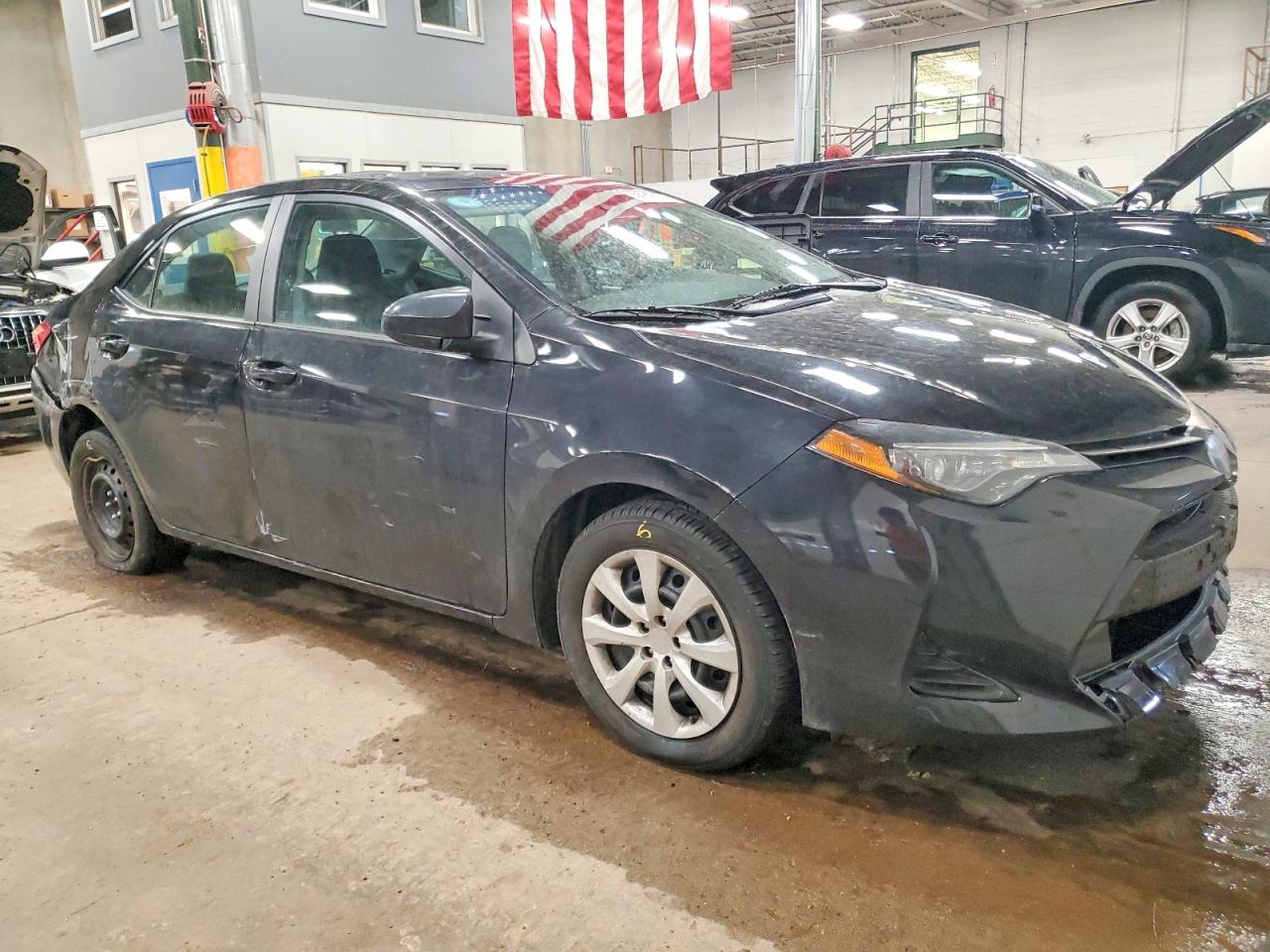2019 TOYOTA COROLLA L photo 4