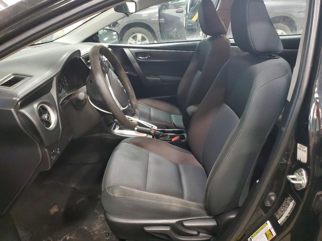 2019 TOYOTA COROLLA L photo 7