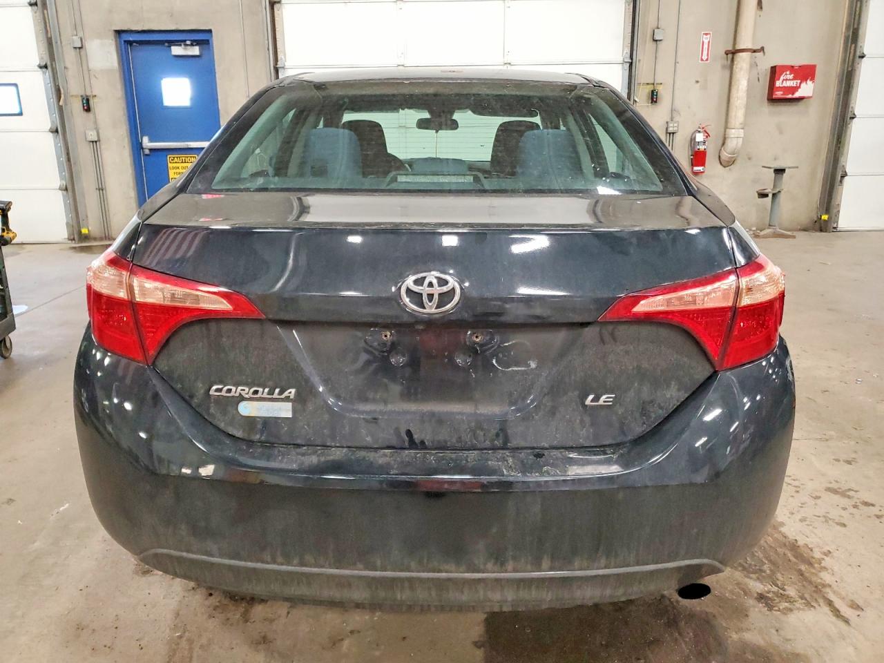 2019 TOYOTA COROLLA L photo 6