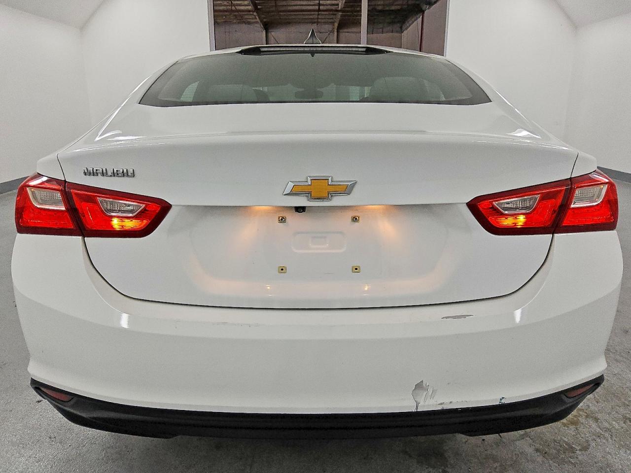 2018 CHEVROLET MALIBU LS photo 6