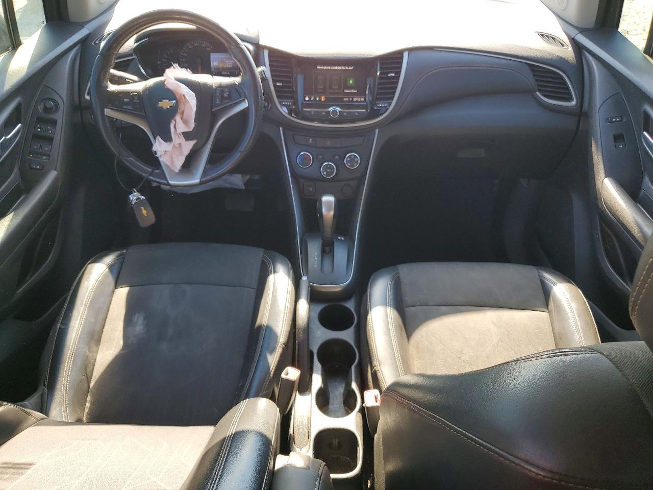 2020 CHEVROLET TRAX 1LT photo 8
