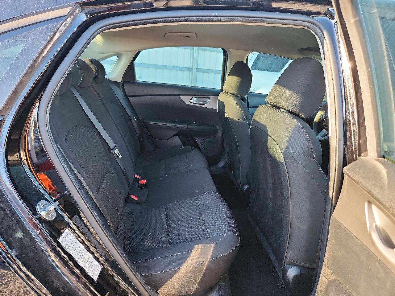 2019 KIA FORTE FE photo 10