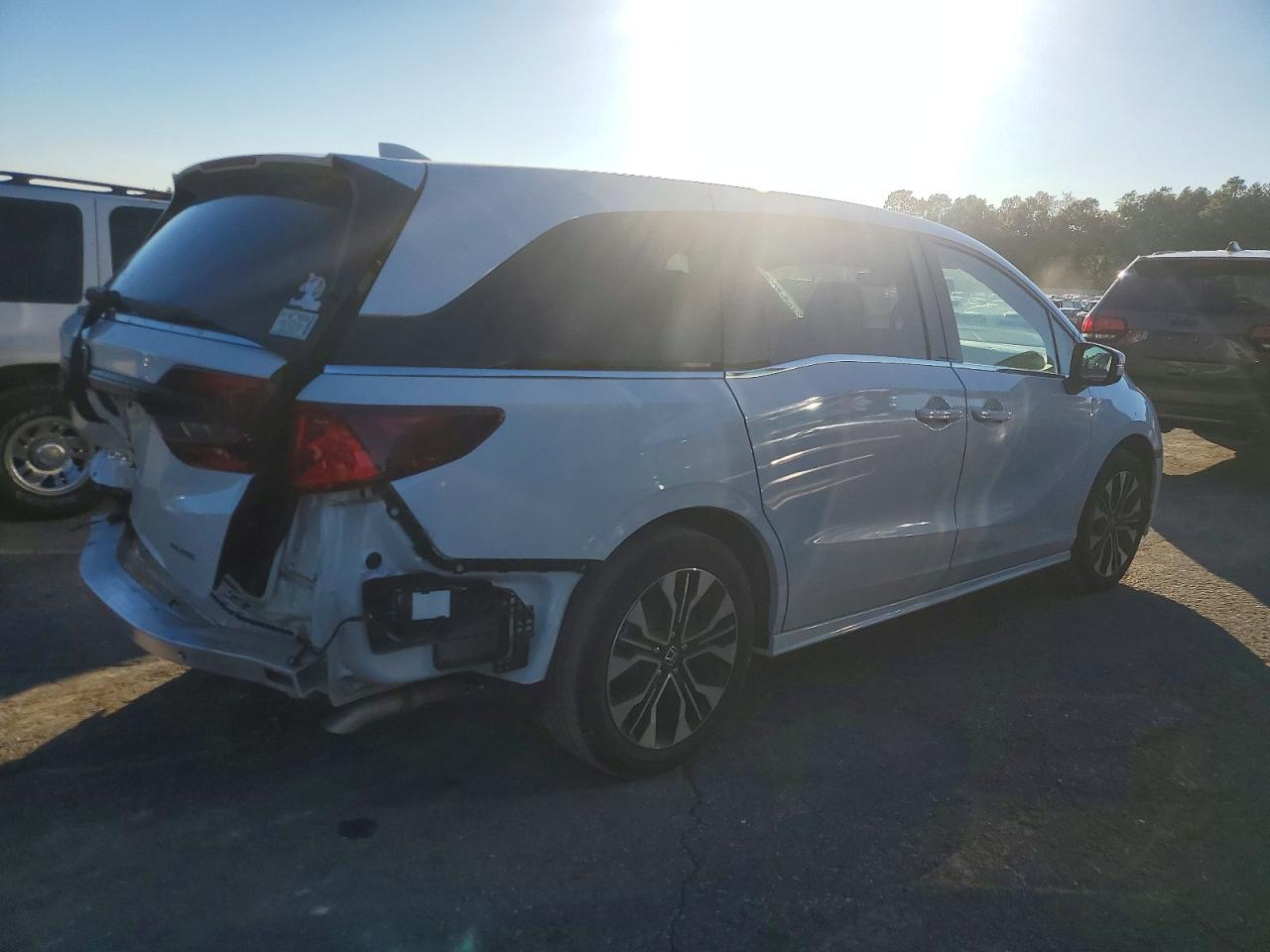 2025 HONDA ODYSSEY ELITE photo 3