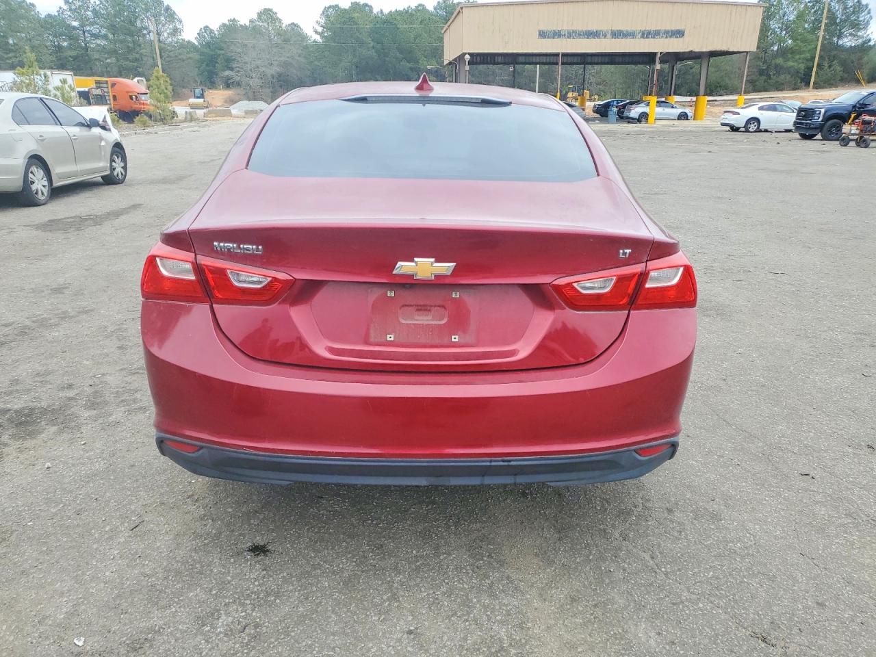 2017 CHEVROLET MALIBU LT photo 6