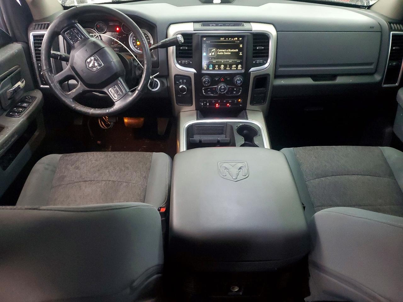 2017 RAM 2500 SLT photo 8