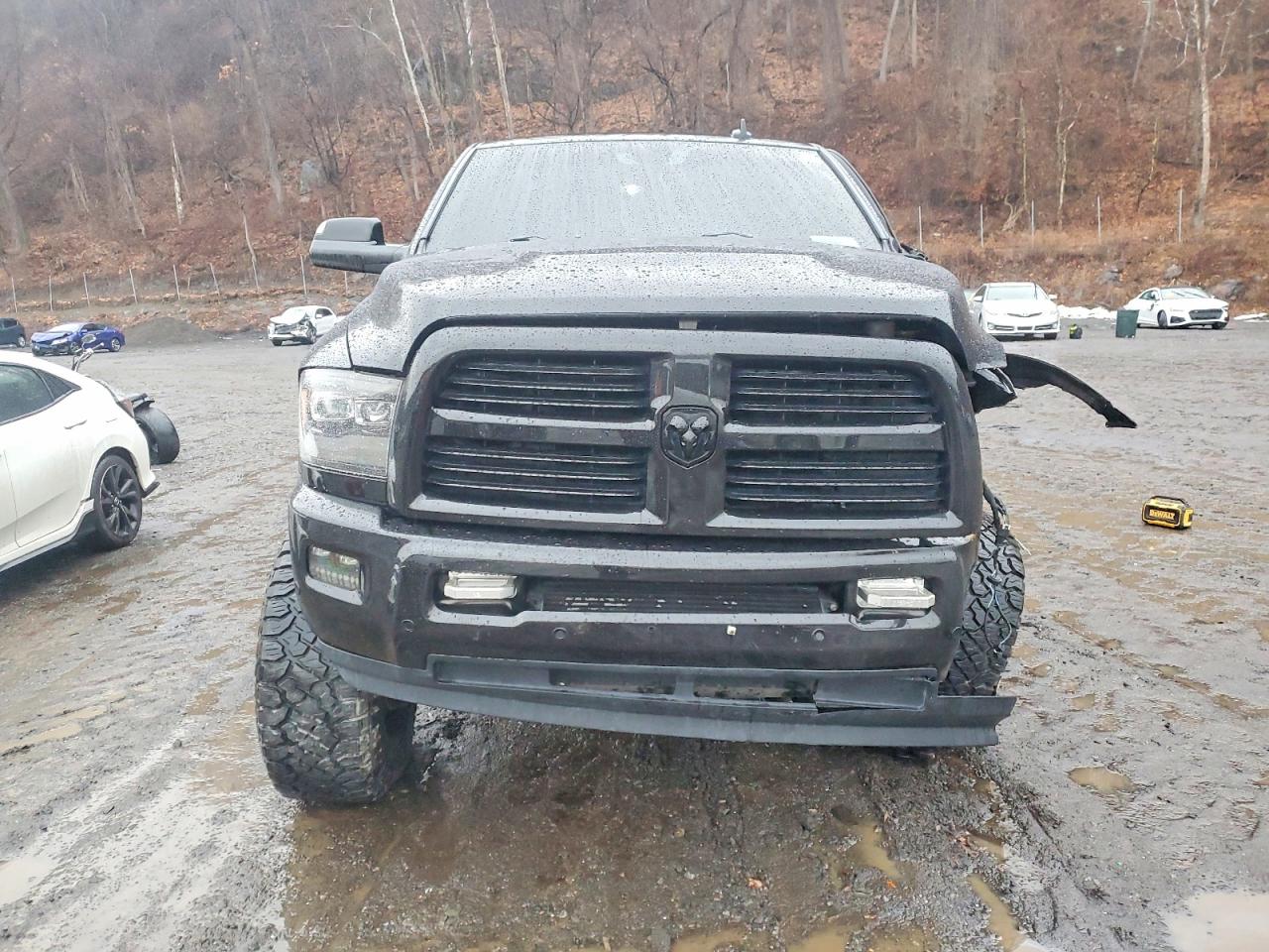 2017 RAM 2500 SLT photo 5