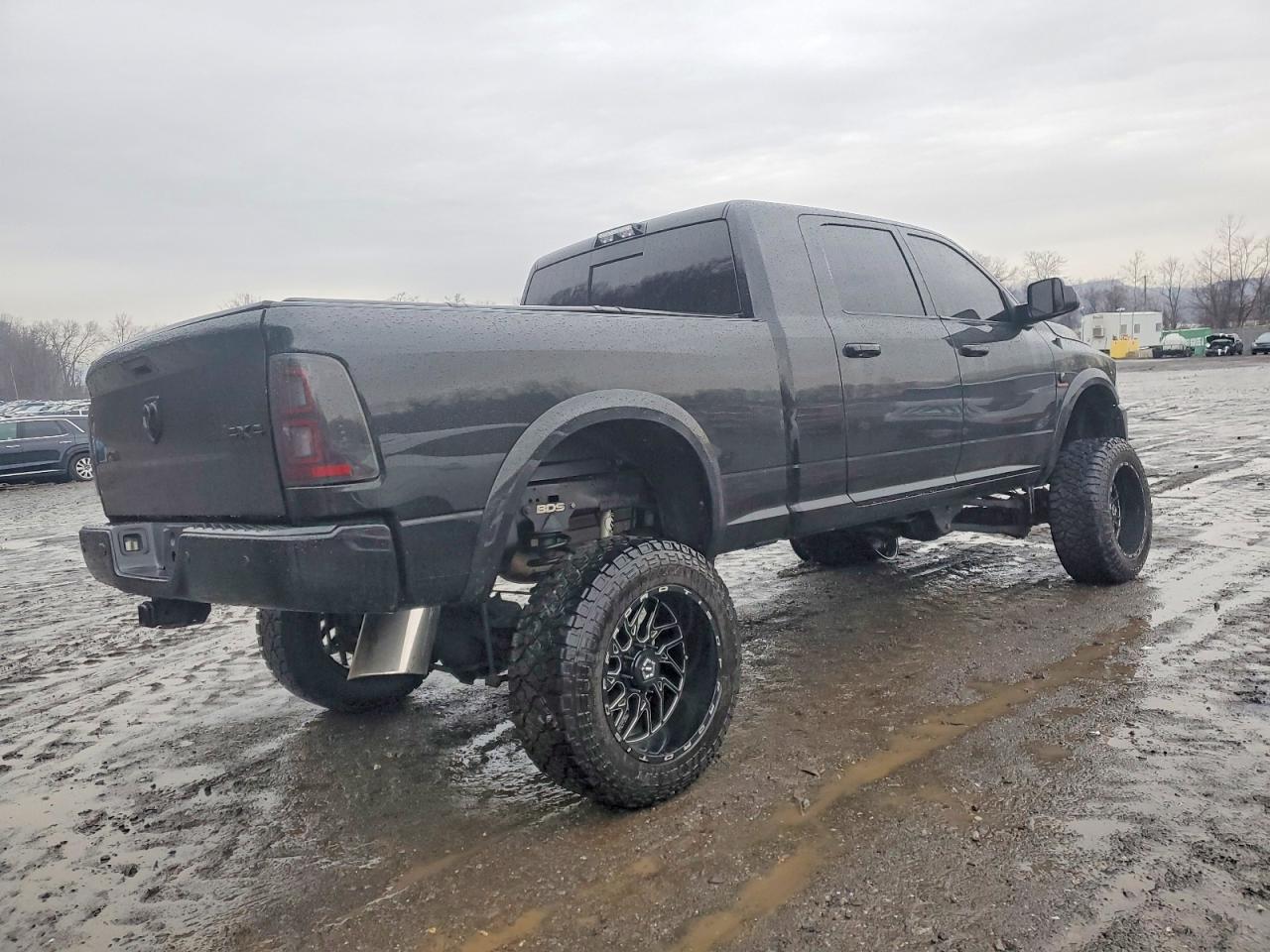2017 RAM 2500 SLT photo 3