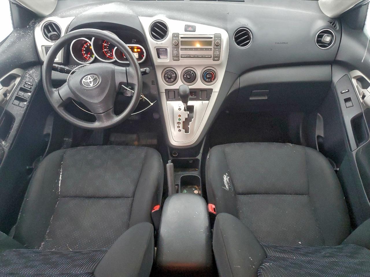 2010 TOYOTA COROLLA MATRIX photo 8