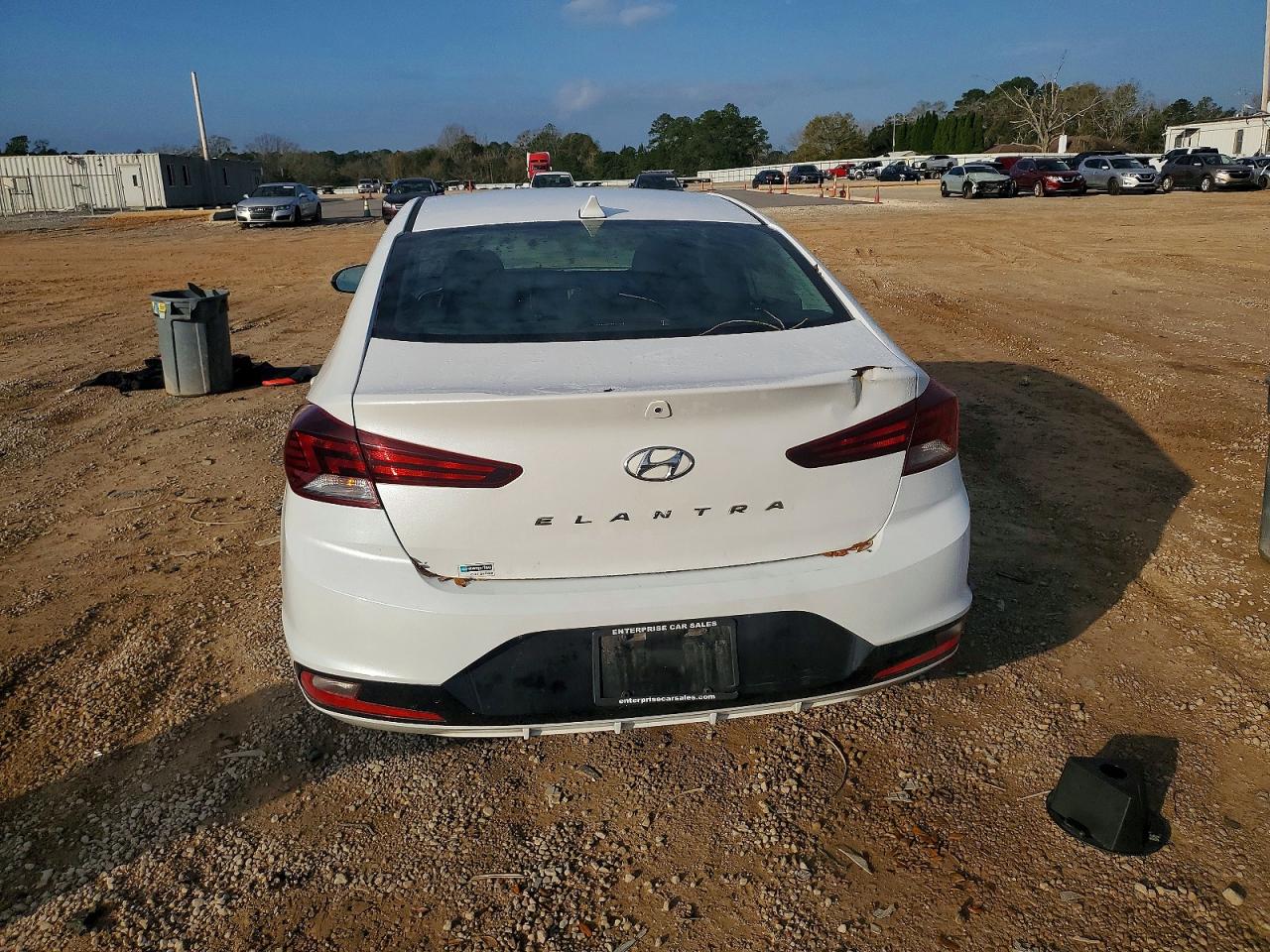 2020 HYUNDAI ELANTRA SEL photo 6