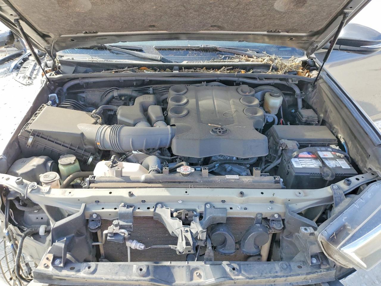 2022 TOYOTA 4RUNNER SR5 photo 12