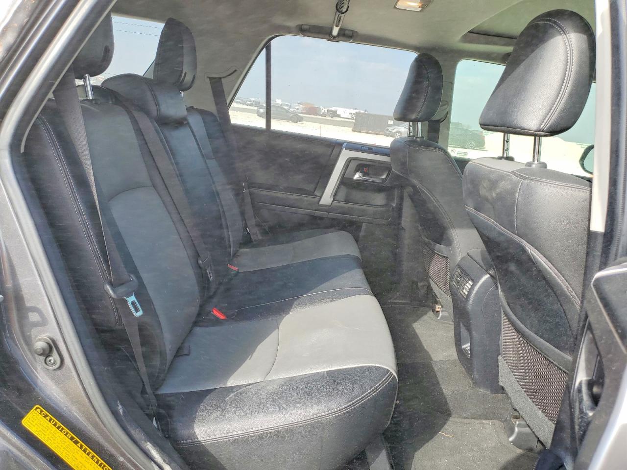 2022 TOYOTA 4RUNNER SR5 photo 11