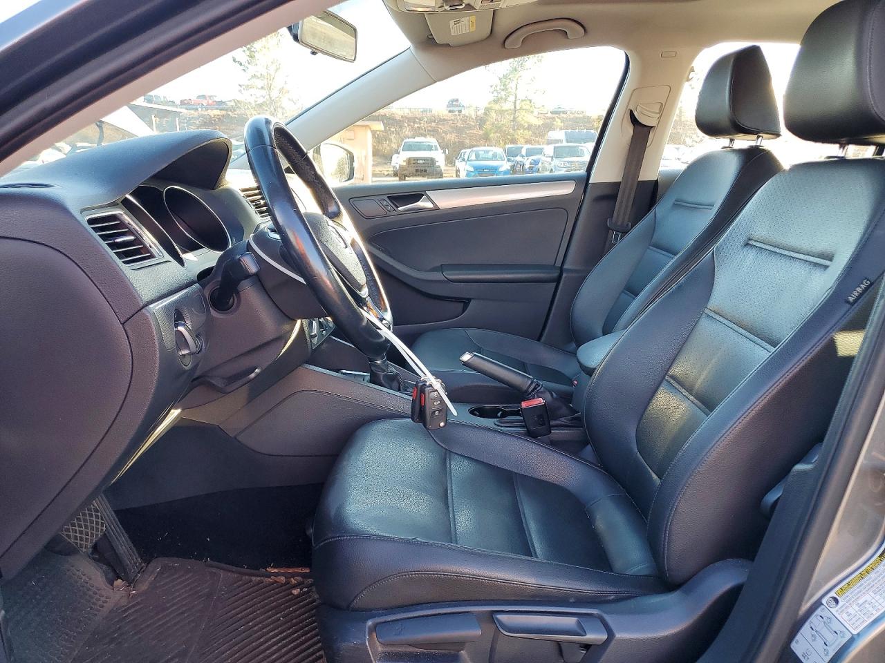 2016 VOLKSWAGEN JETTA SE photo 7