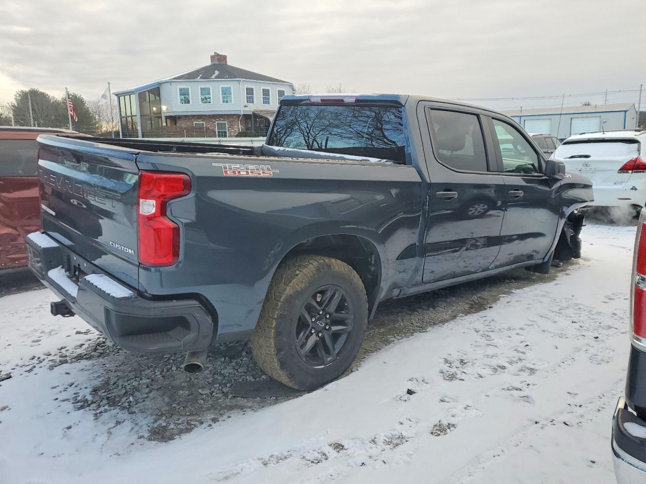 2021 CHEVROLET SILVERADO K1500 TRAIL BOSS CUSTOM photo 3