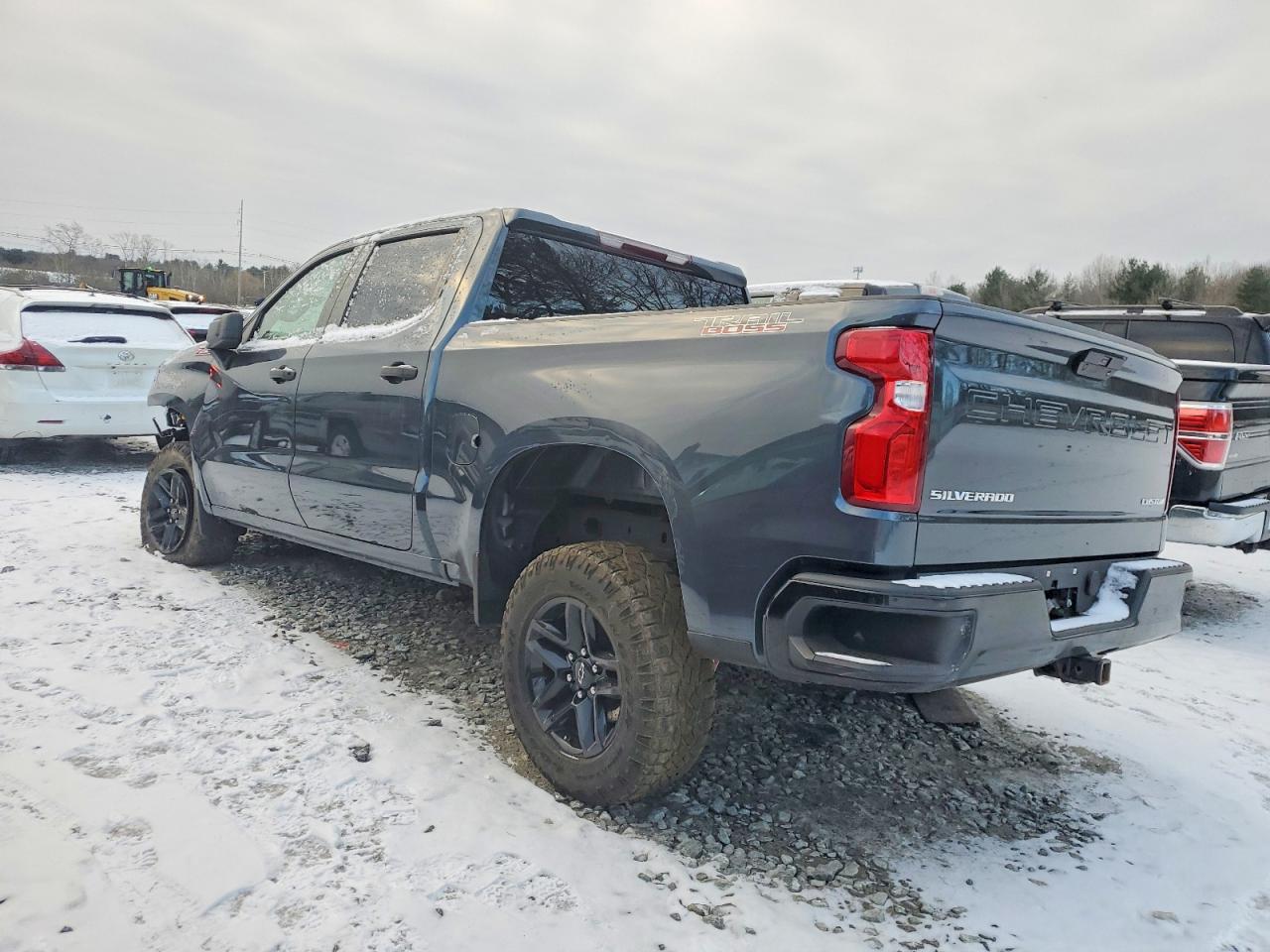 2021 CHEVROLET SILVERADO K1500 TRAIL BOSS CUSTOM photo 2