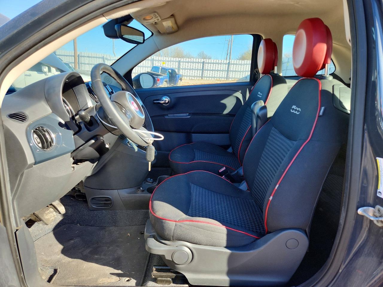2018 FIAT 500 POP photo 7