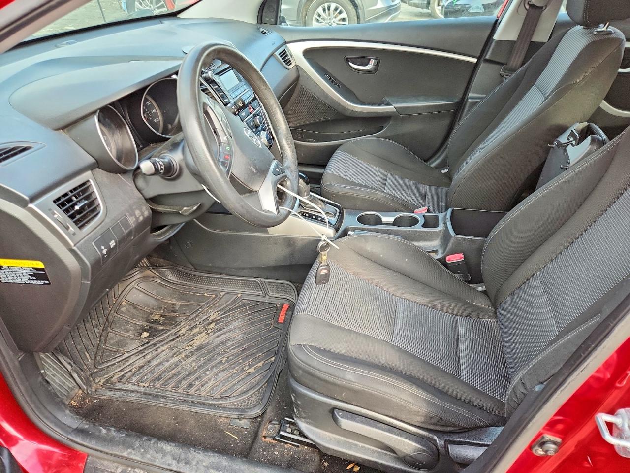 2016 HYUNDAI ELANTRA GT photo 13