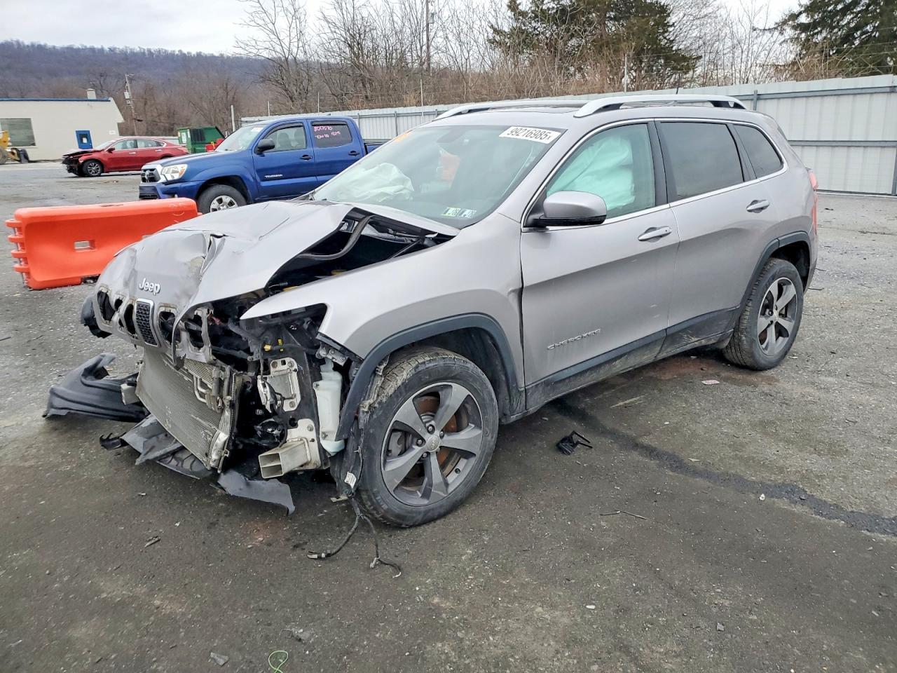 2019 JEEP CHEROKEE