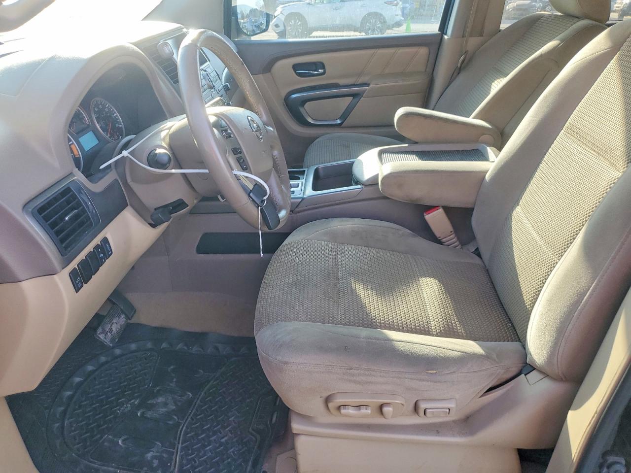 2015 NISSAN ARMADA SV photo 7
