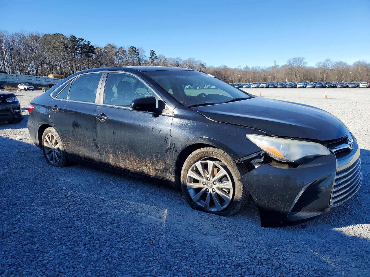 2017 TOYOTA CAMRY LE photo 7