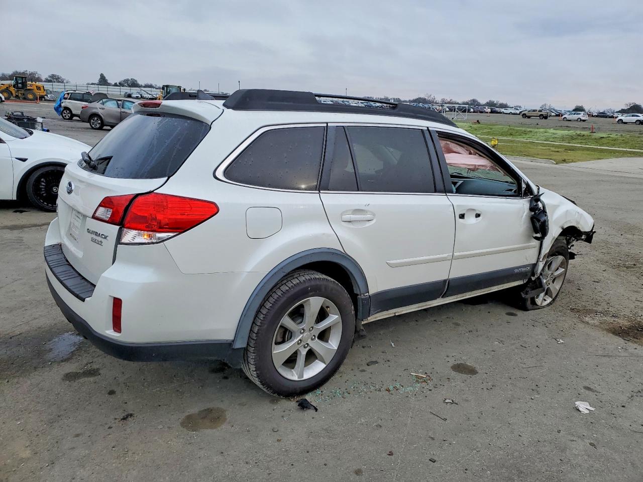 2014 SUBARU OUTBACK 2.5I LIMITED photo 3