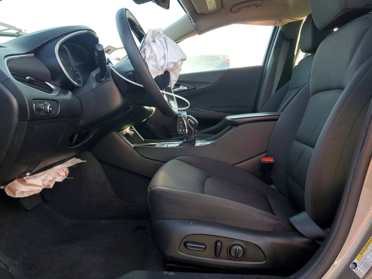 2023 CHEVROLET MALIBU LT photo 7