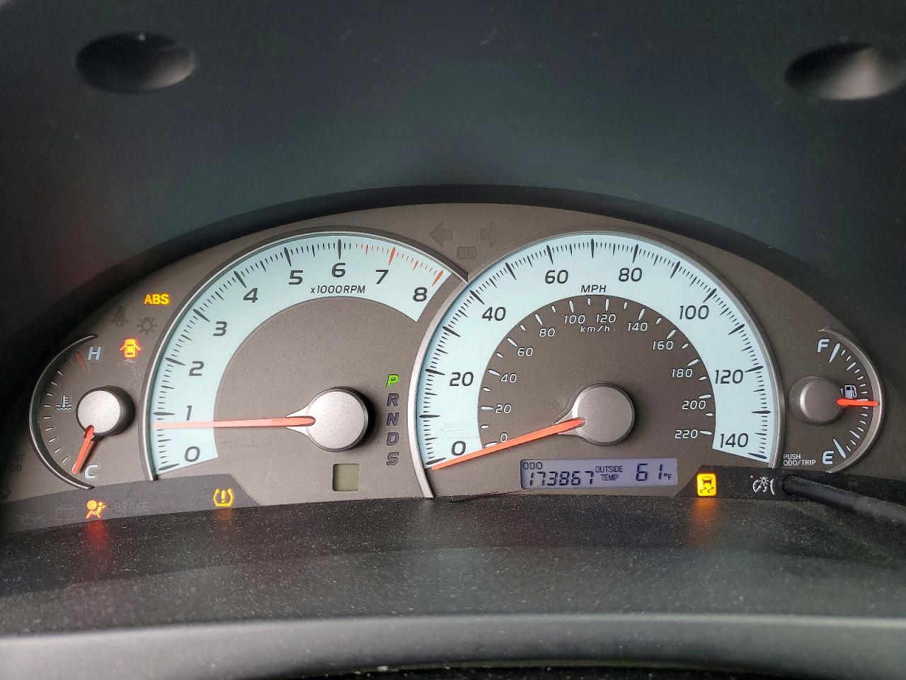 2011 TOYOTA CAMRY BASE photo 9