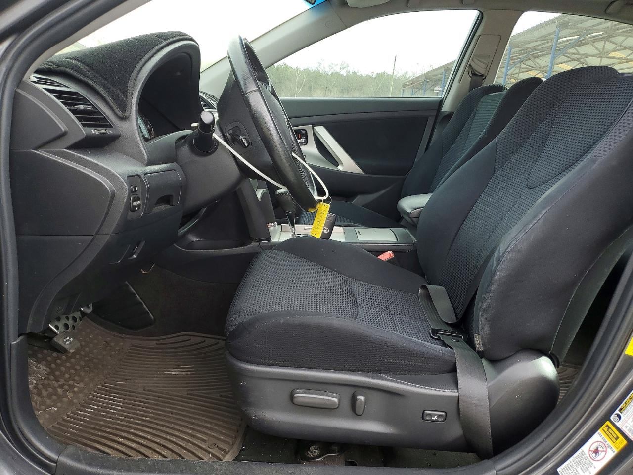 2011 TOYOTA CAMRY BASE photo 7