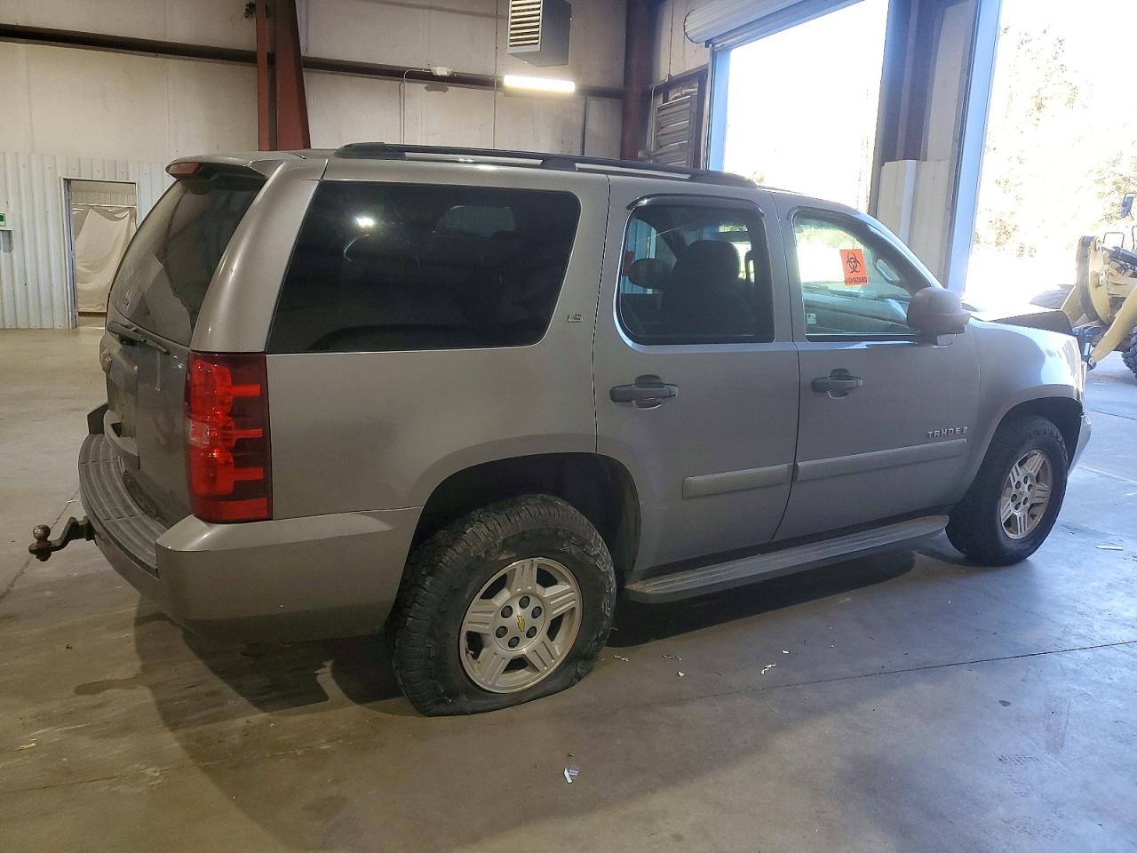 2007 CHEVROLET TAHOE C1500 photo 3