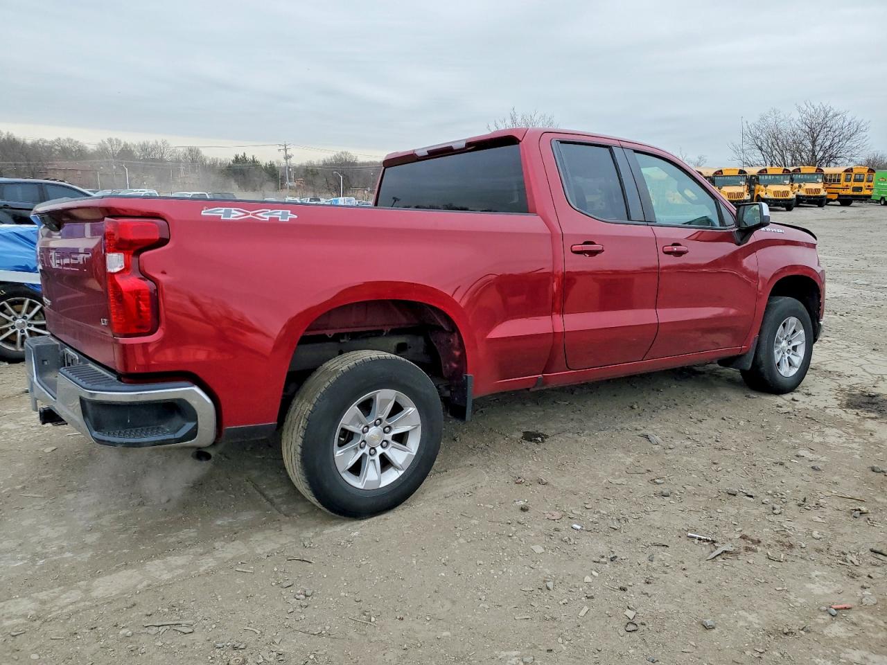 2020 CHEVROLET SILVERADO K1500 LT photo 3