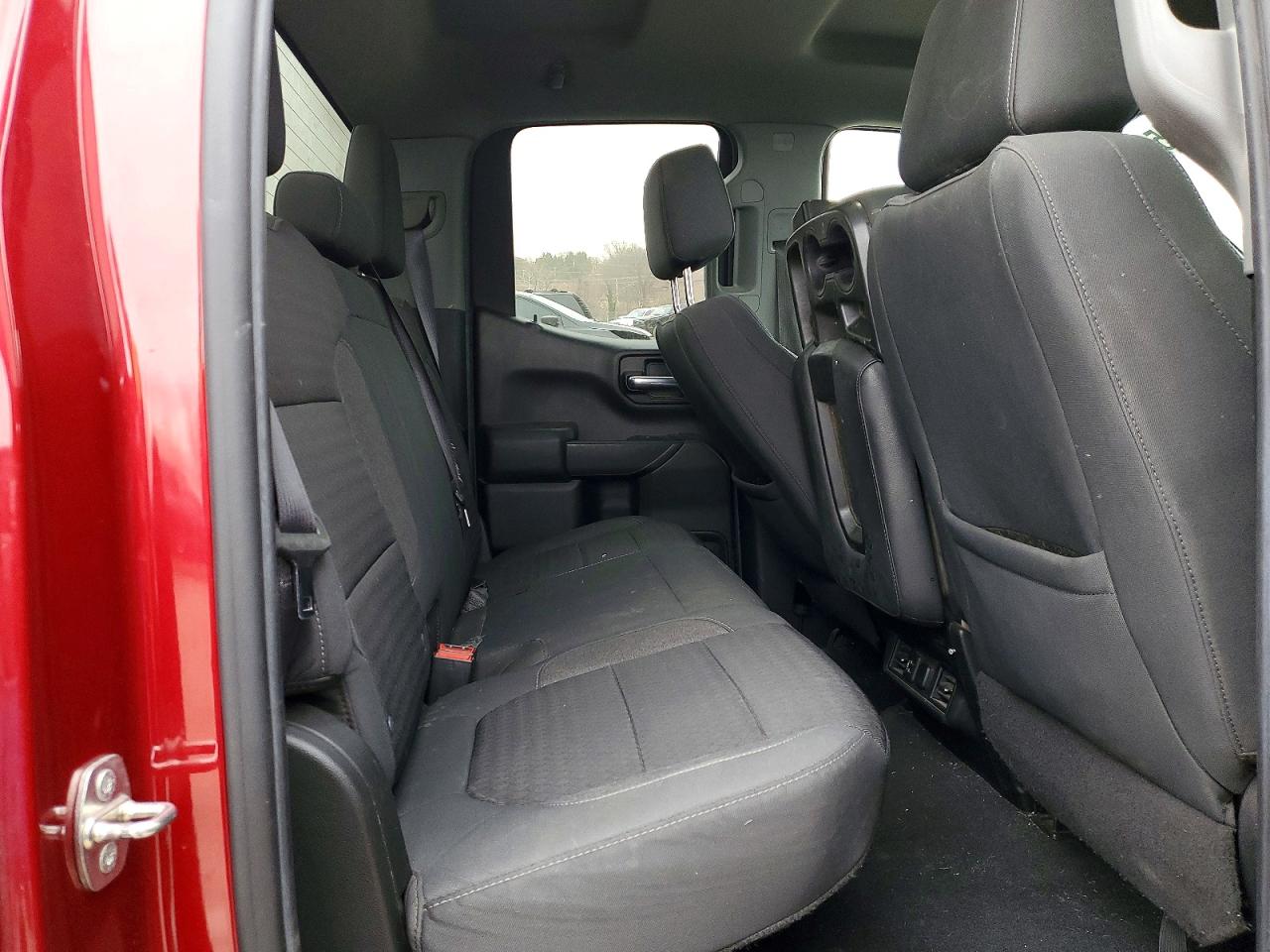 2020 CHEVROLET SILVERADO K1500 LT photo 10