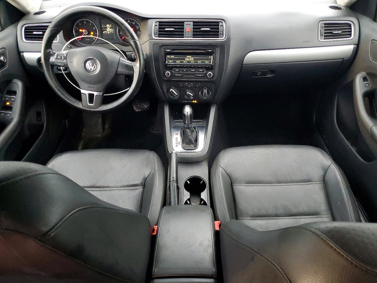 2013 VOLKSWAGEN JETTA SE photo 15