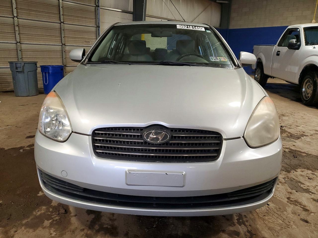 2010 HYUNDAI ACCENT GLS photo 5