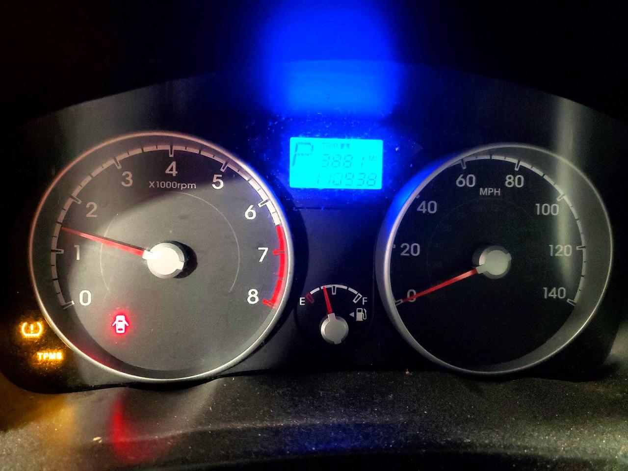 2010 HYUNDAI ACCENT GLS photo 9