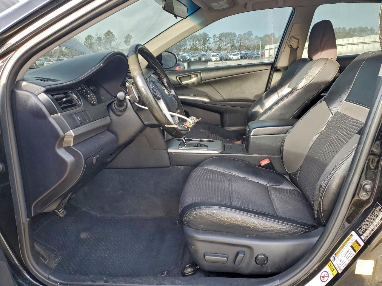 2012 TOYOTA CAMRY BASE photo 7