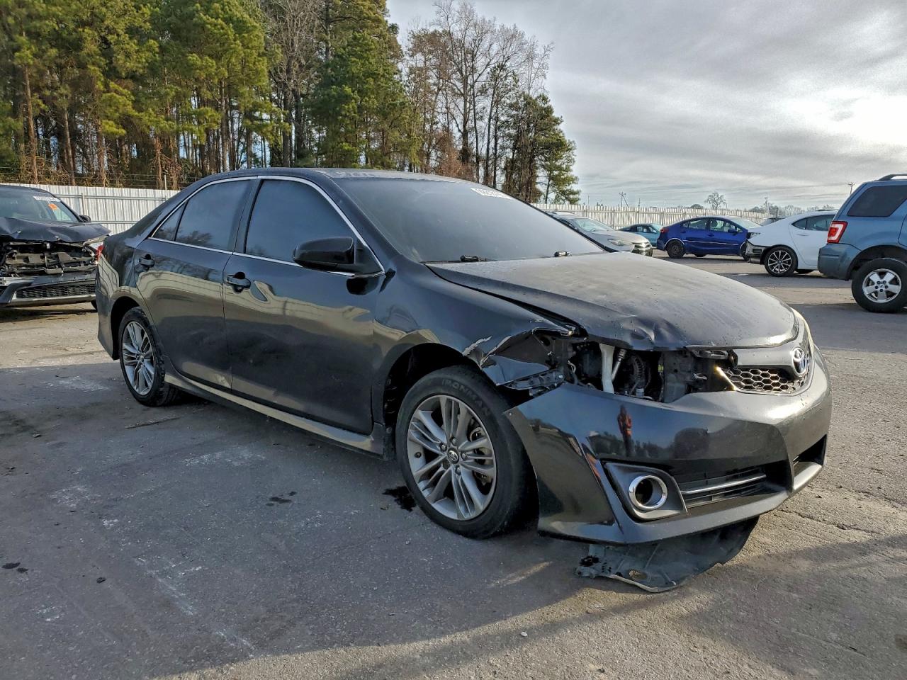2012 TOYOTA CAMRY BASE photo 4